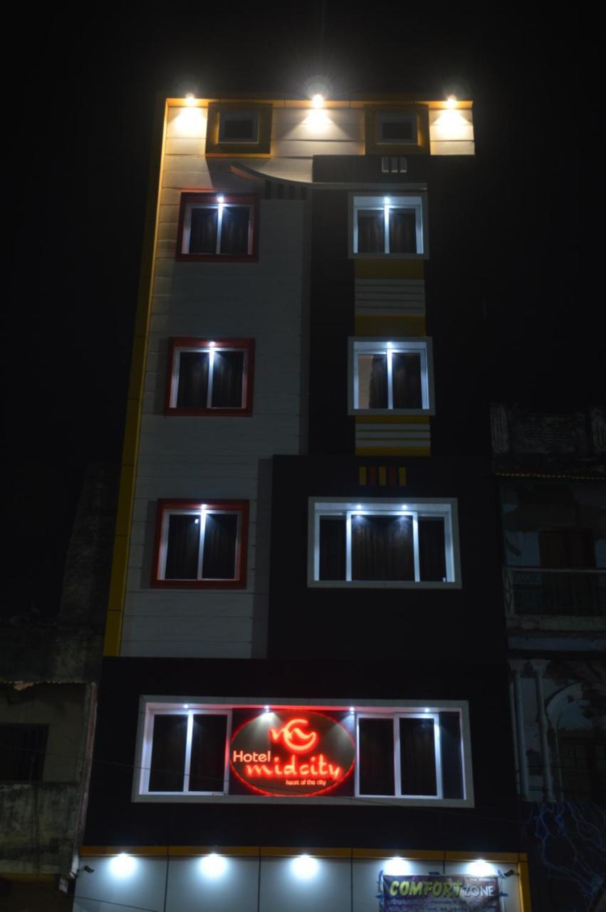 Hotel Midcity Varanasi Exterior photo